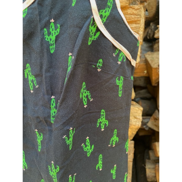 xs Modcloth Rayon Cactus Tank Top Cafe Soleil V-Neck Henley Black Green Pink - Picture 4 of 7